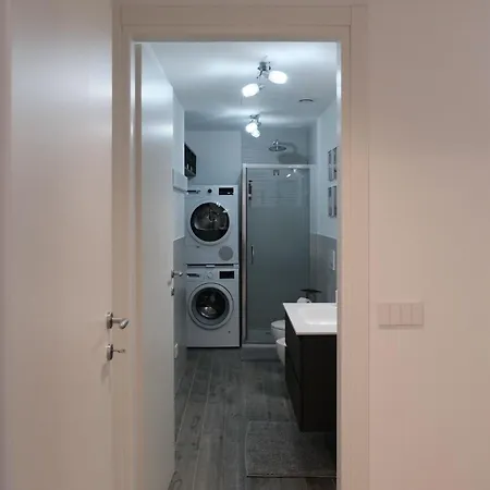 Apartmán Lakeside Bliss With Free Parking *