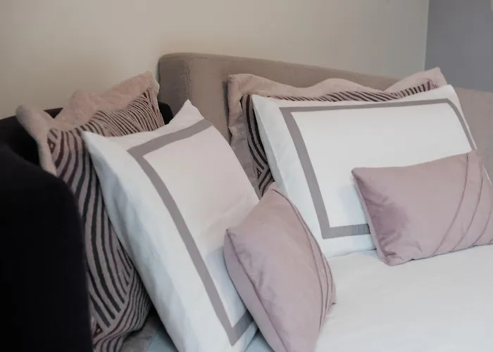 Apartmán Lakeside Bliss With Free Parking